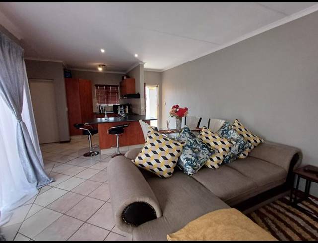 3 BEDROOM TOWNHOUSE FOR SALE IN BENDOR